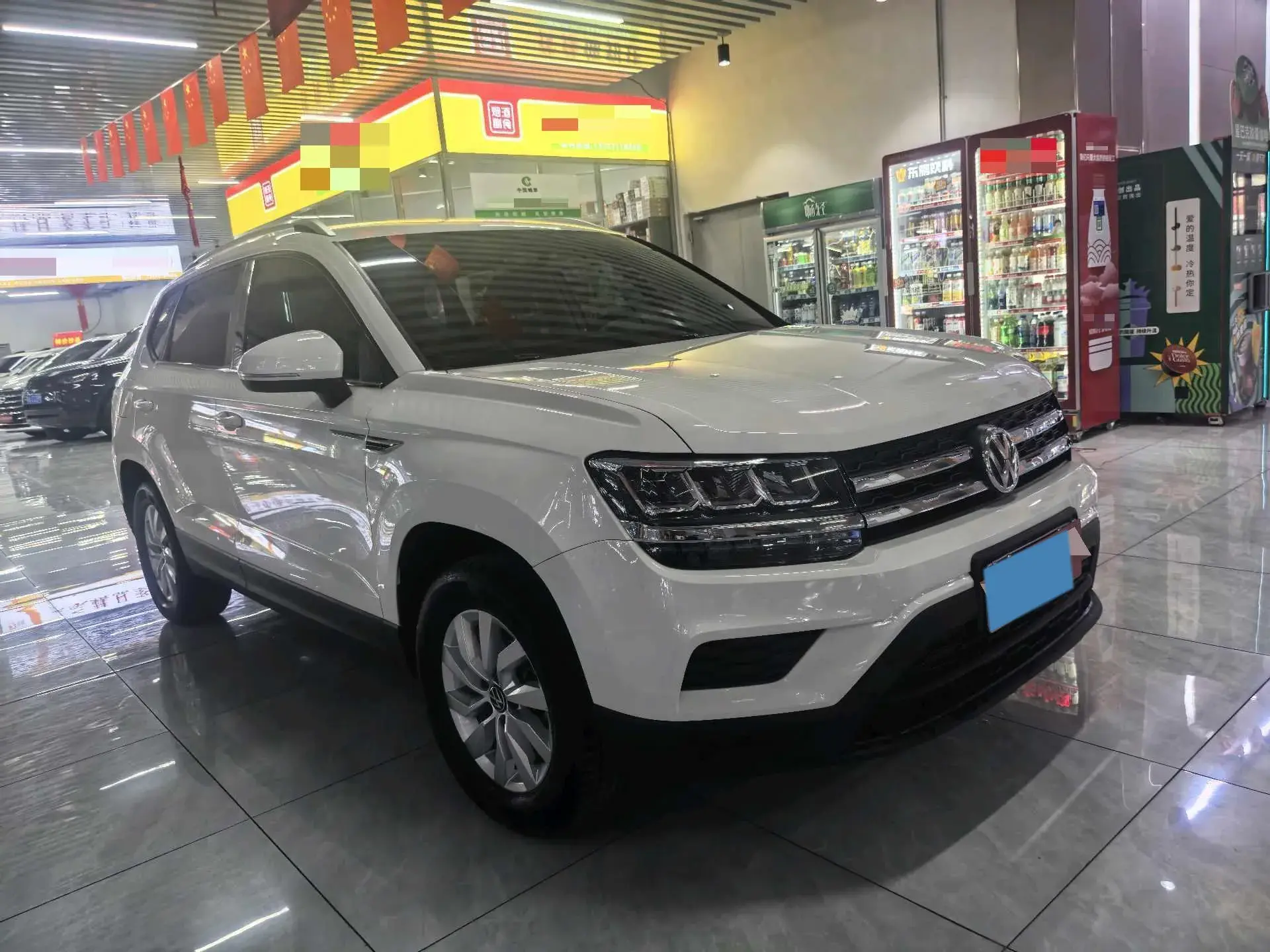 2021 VOLKSWAGEN THARU thumbnail 2