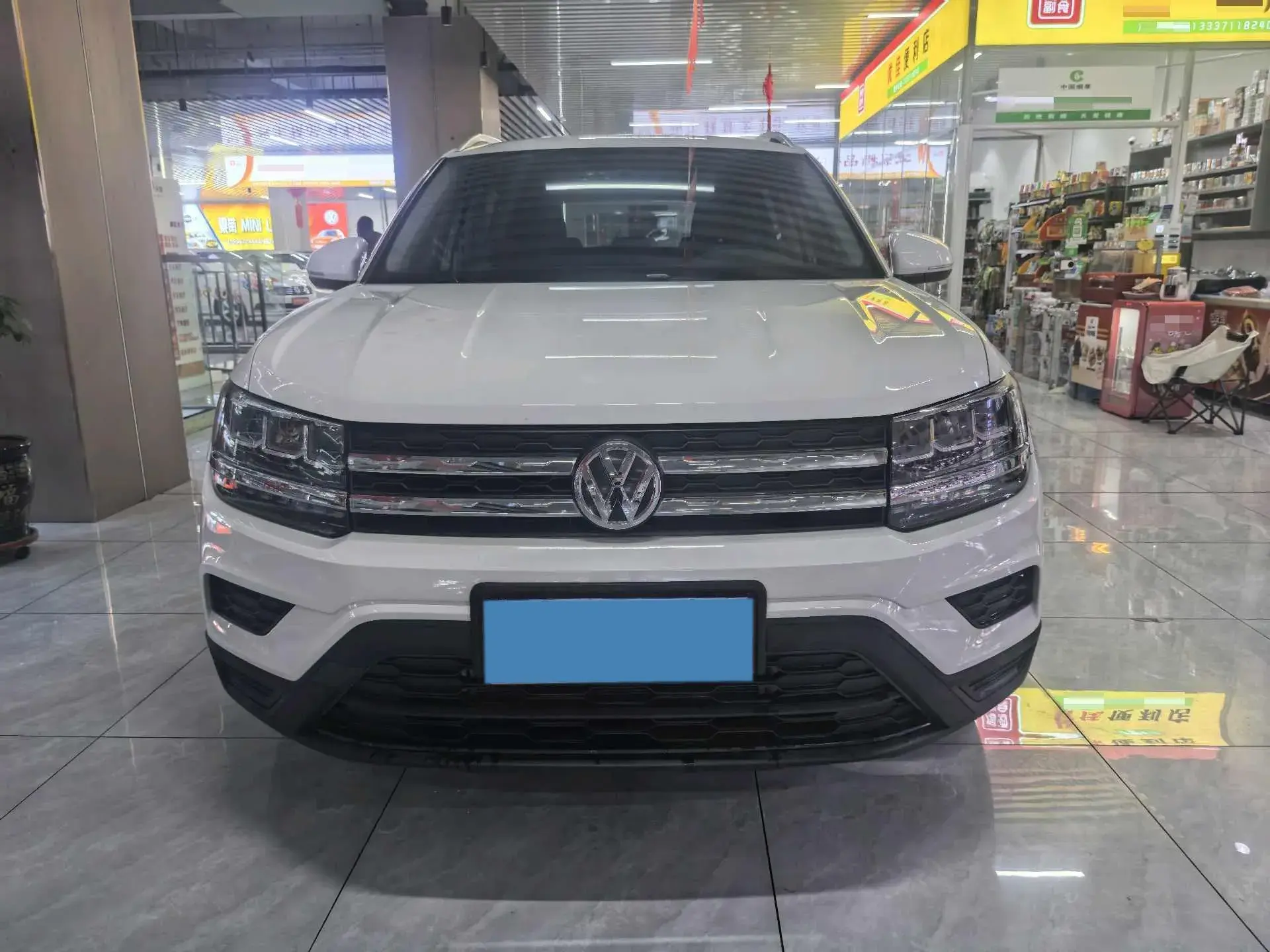 2021 VOLKSWAGEN THARU thumbnail 3