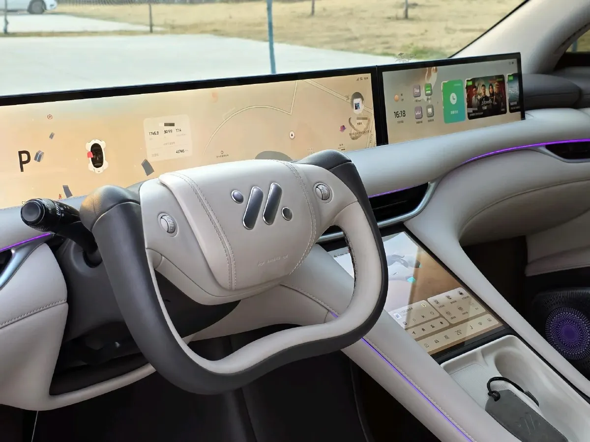 2023 IM LS6 BEV 71KWH,autocango,china used car exporter,china ev exporter,chinese used car exporter,chinese used ev exporter