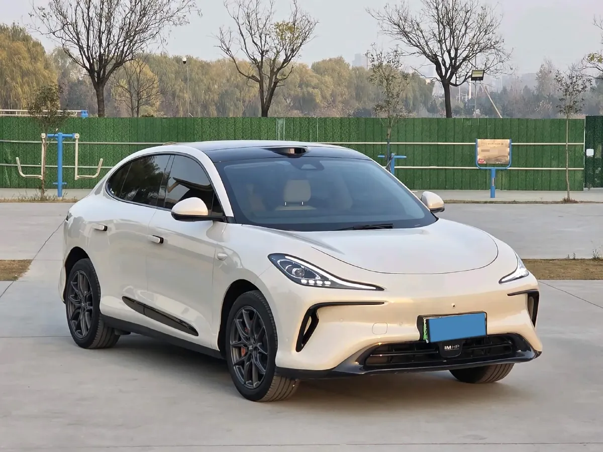2023 IM LS6 BEV 71KWH,autocango,china used car exporter,china ev exporter,chinese used car exporter,chinese used ev exporter