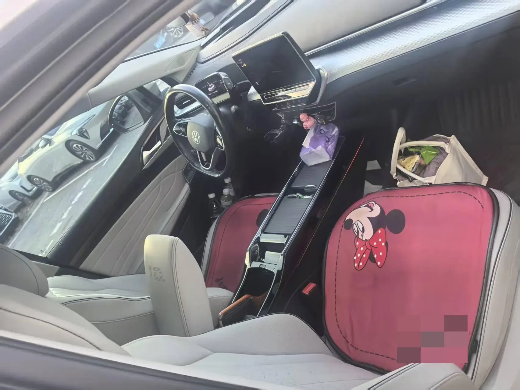 2021 VOLKSWAGEN ID.6 thumbnail 2