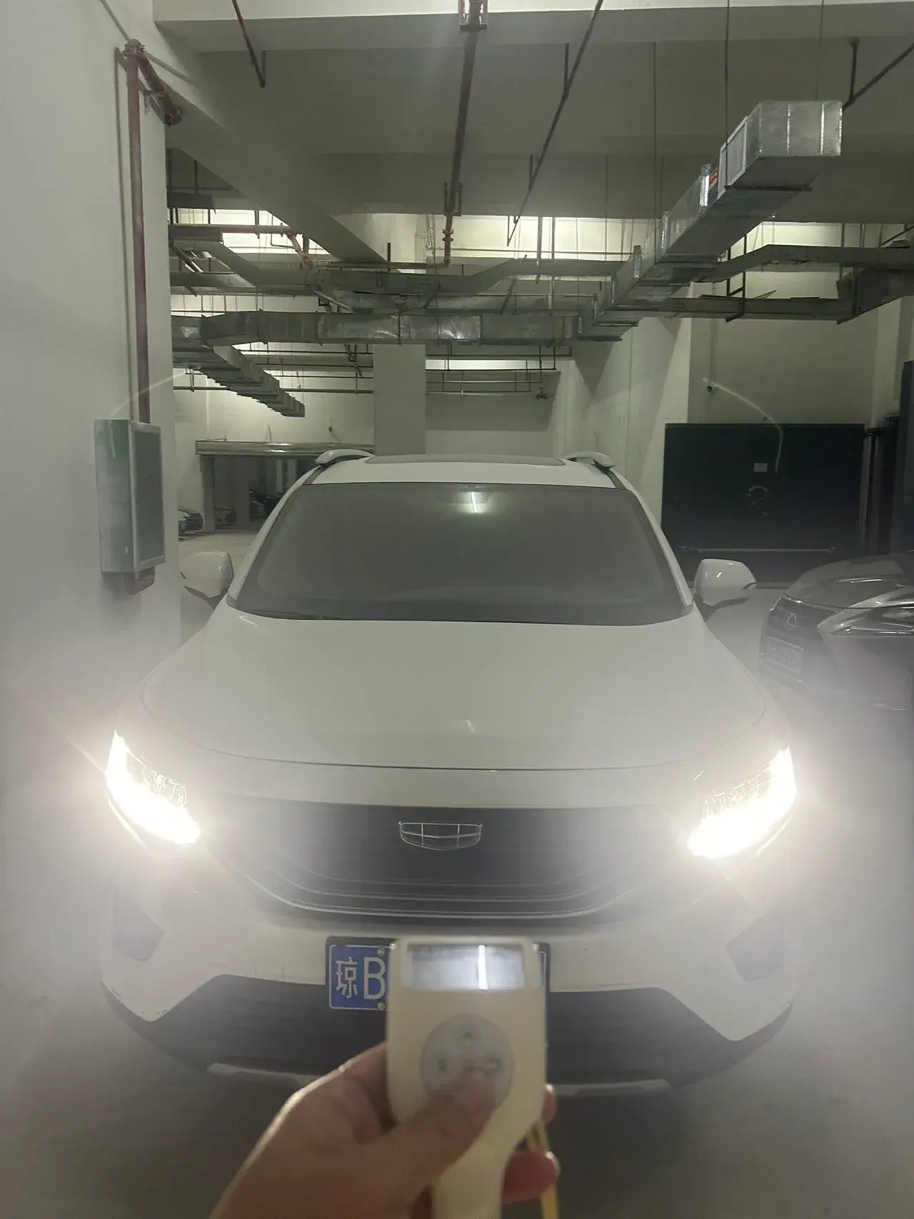 2020 GEELY OKAVANGO thumbnail 2