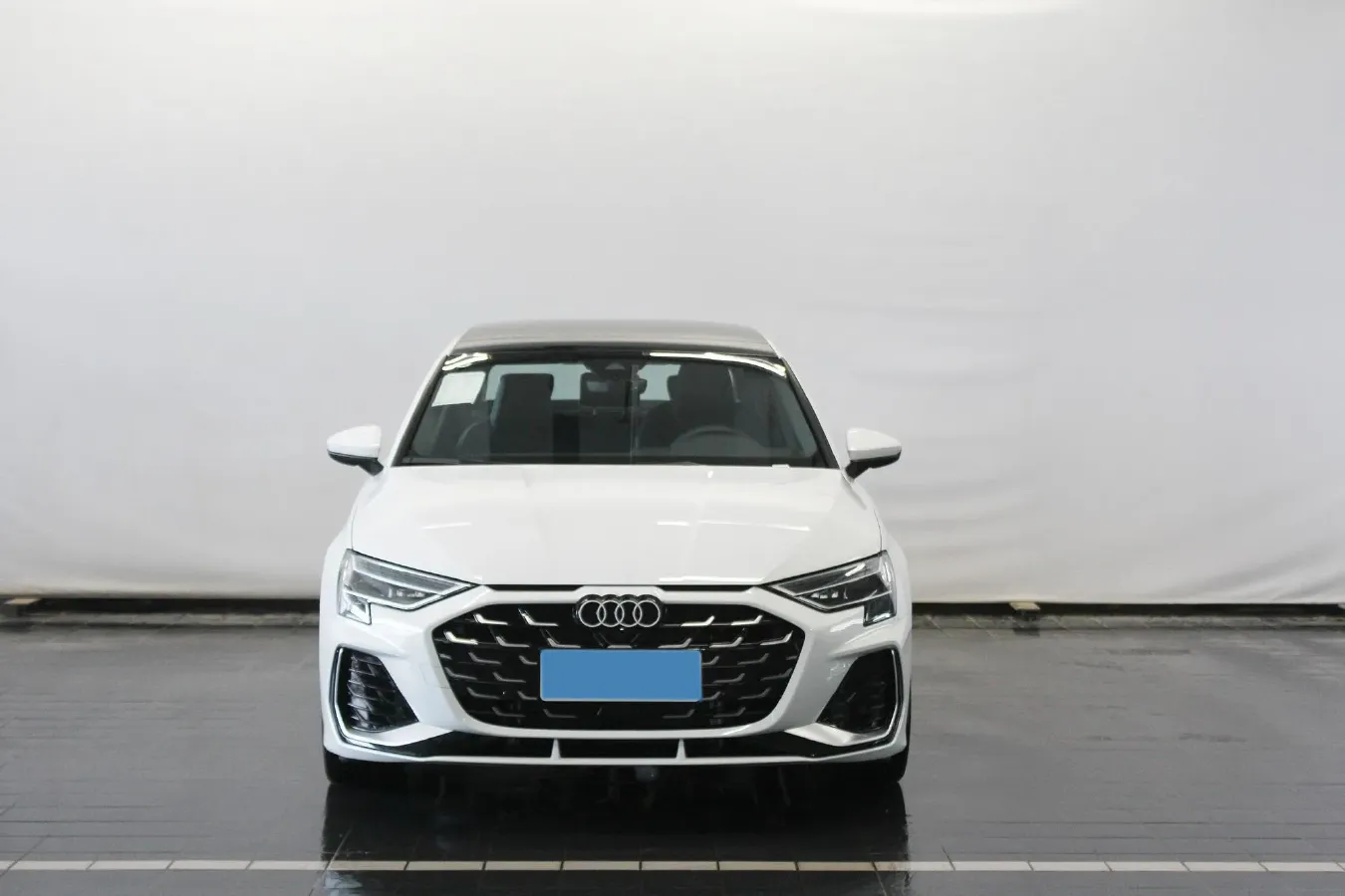 2025 Audi A3 1.5T 160HP L4 7DCT,autocango,china used car exporter,china ev exporter,chinese used car exporter,chinese used ev exporter