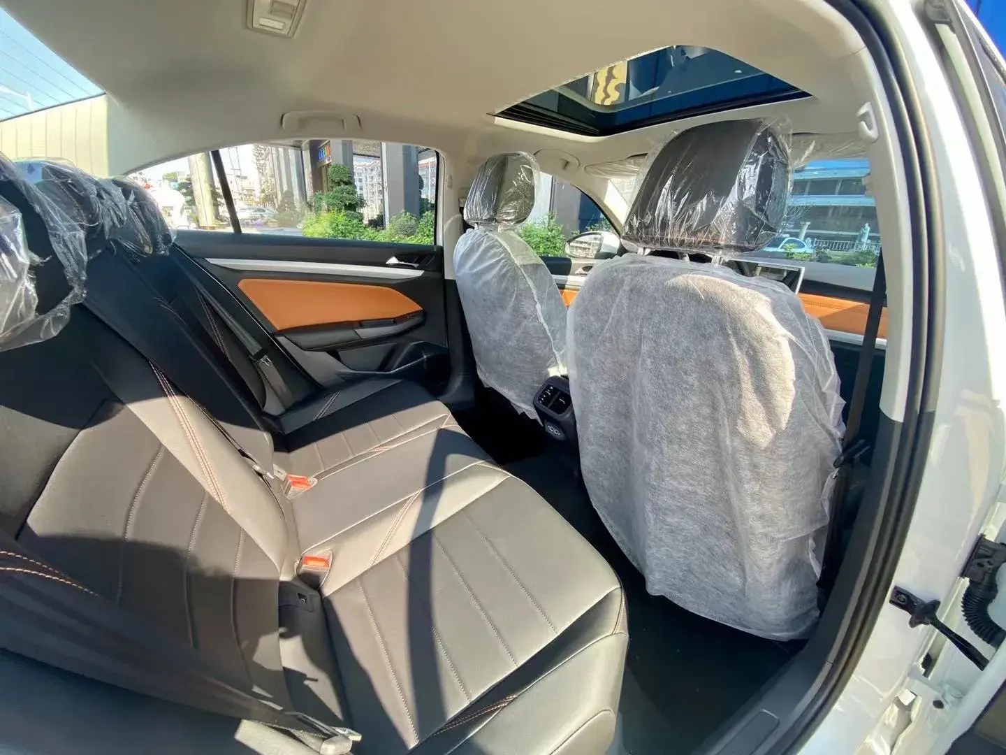 2025 VOLKSWAGEN BORA thumbnail 4