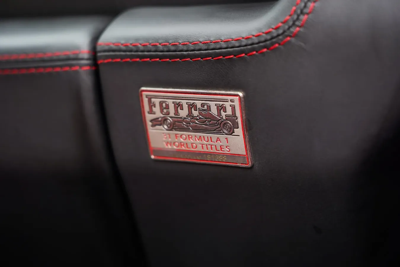 2011 Ferrari 458 4.5L 570HP V8 7DCT,autocango,china used car exporter,china ev exporter,chinese used car exporter,chinese used ev exporter