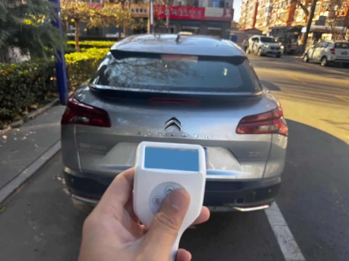 2022 Citroen C5 X 1.6T 175HP L4 8AT,autocango,china used car exporter,china ev exporter,chinese used car exporter,chinese used ev exporter