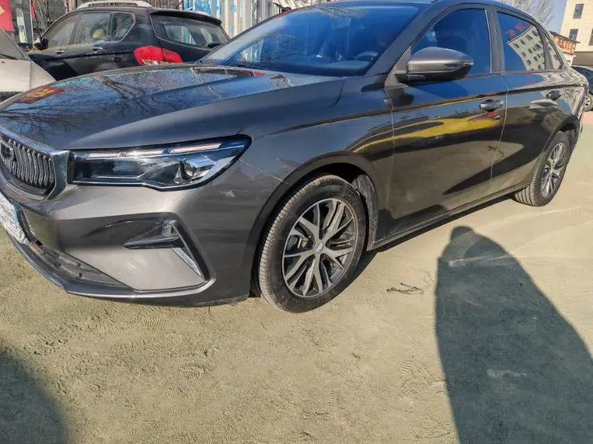 2022 Geely Emgrand 1.5L 114HP L4 CVT