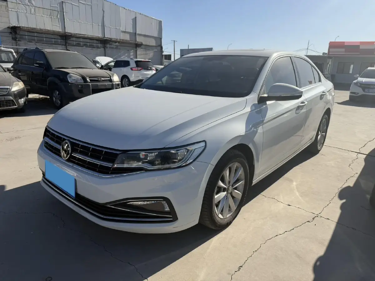 2021 Volkswagen Bora 1.5L 113HP L4 6AT