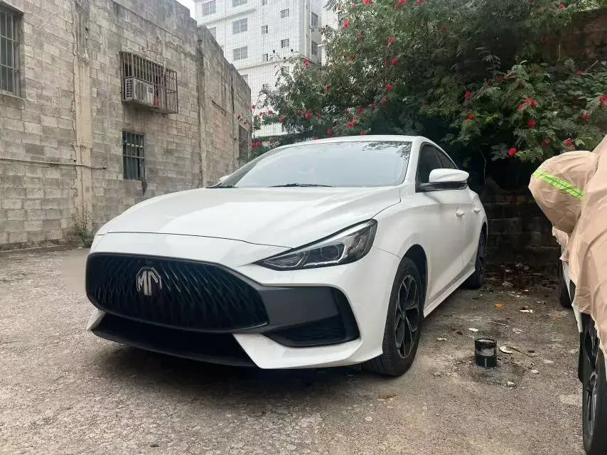 2023 MG 5 1.5L 129HP L4 5MT