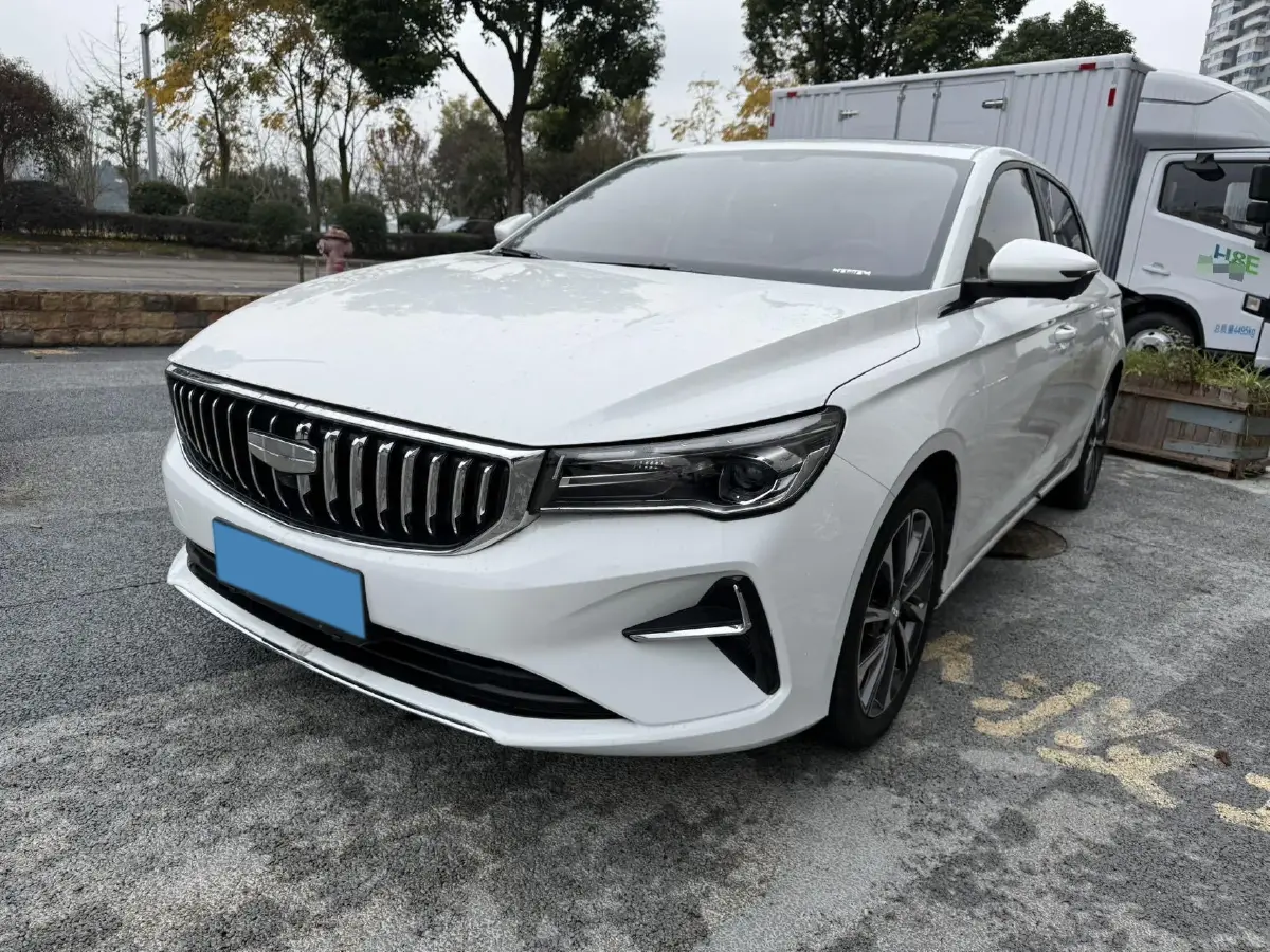 2025 Geely Emgrand 1.5L 127HP L4 CVT