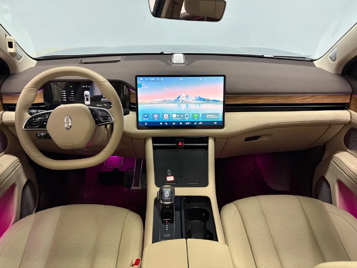 2024 AITO AITO M7 1.5T 152HP L4 REEV 40KWH,autocango,china used car exporter,china ev exporter,chinese used car exporter,chinese used ev exporter