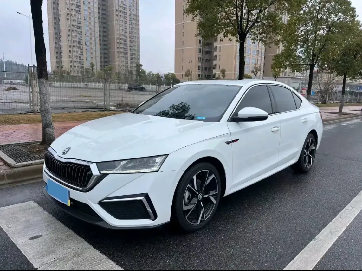 2022 Skoda Octavia 1.4T 150HP L4 7DCT