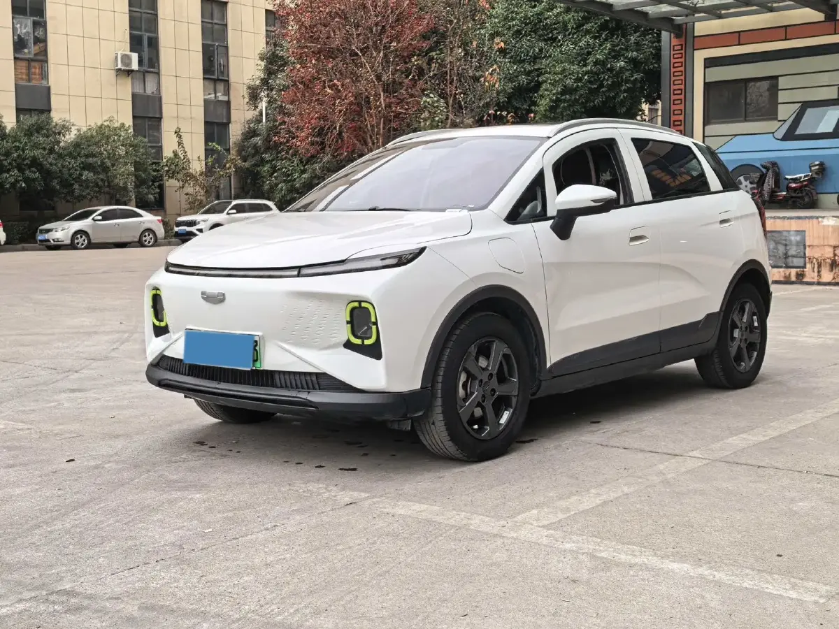 2023 Geometry E BEV 39.4KWH