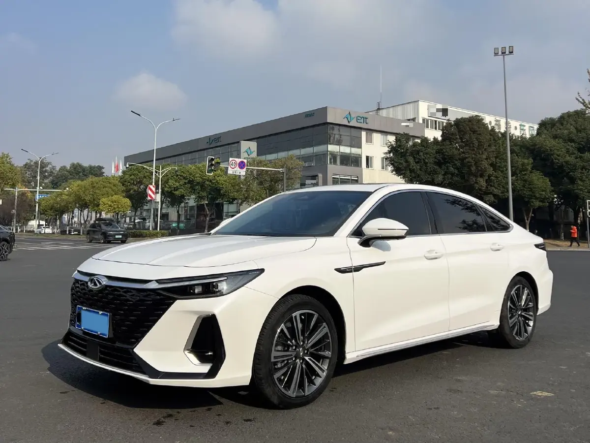 2022 Chery Arrizo 8 1.6T 197HP L4 7DCT