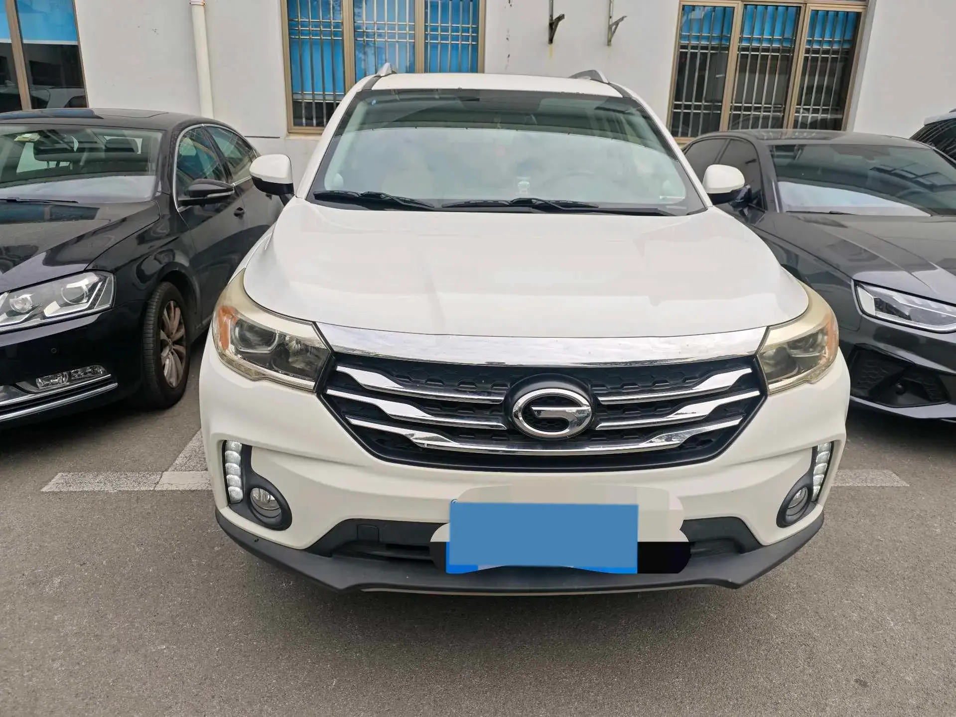 2017 GAC TRUMPCHI thumbnail 3