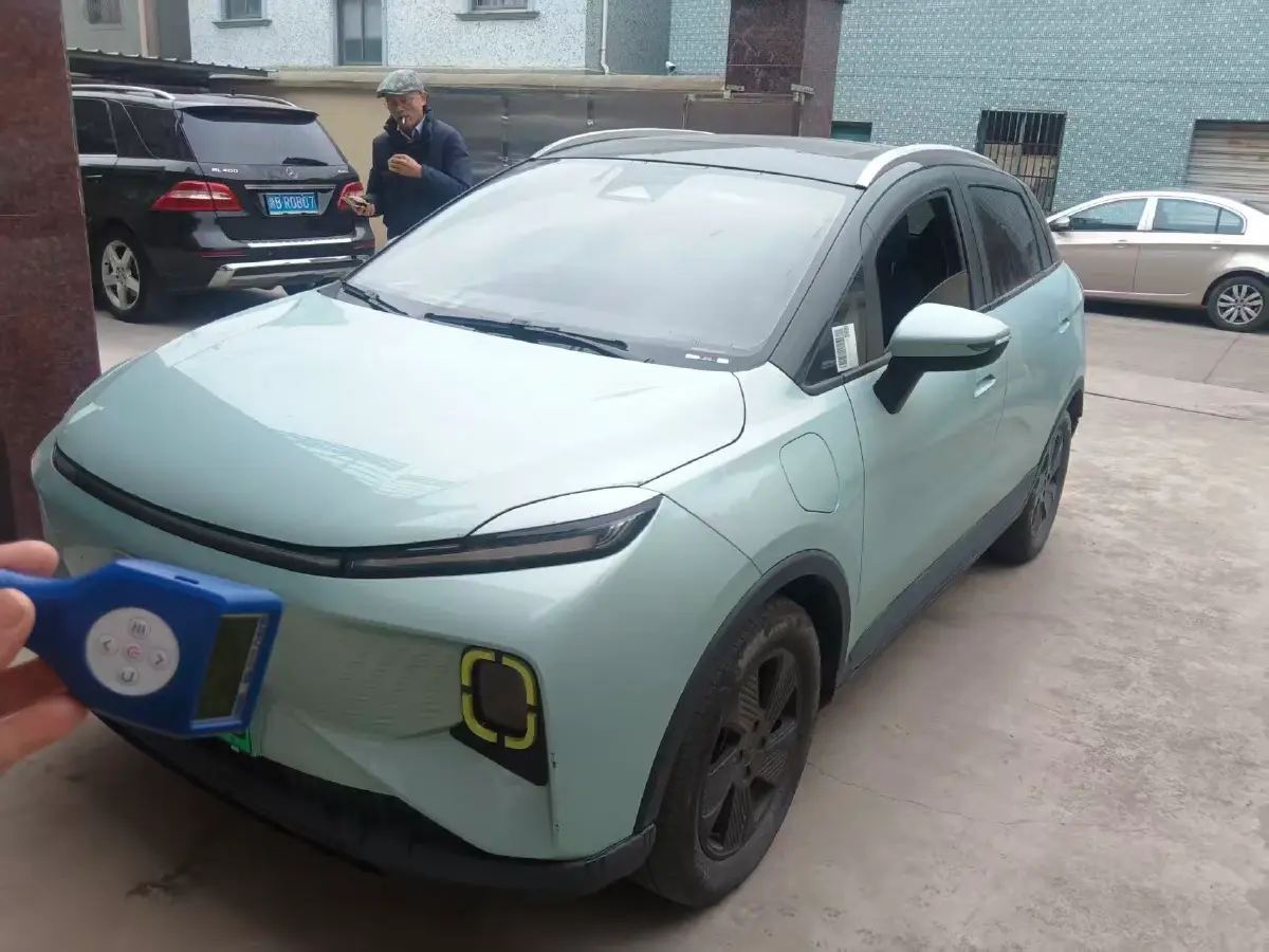 2022 Geometry E BEV 39.4KWH