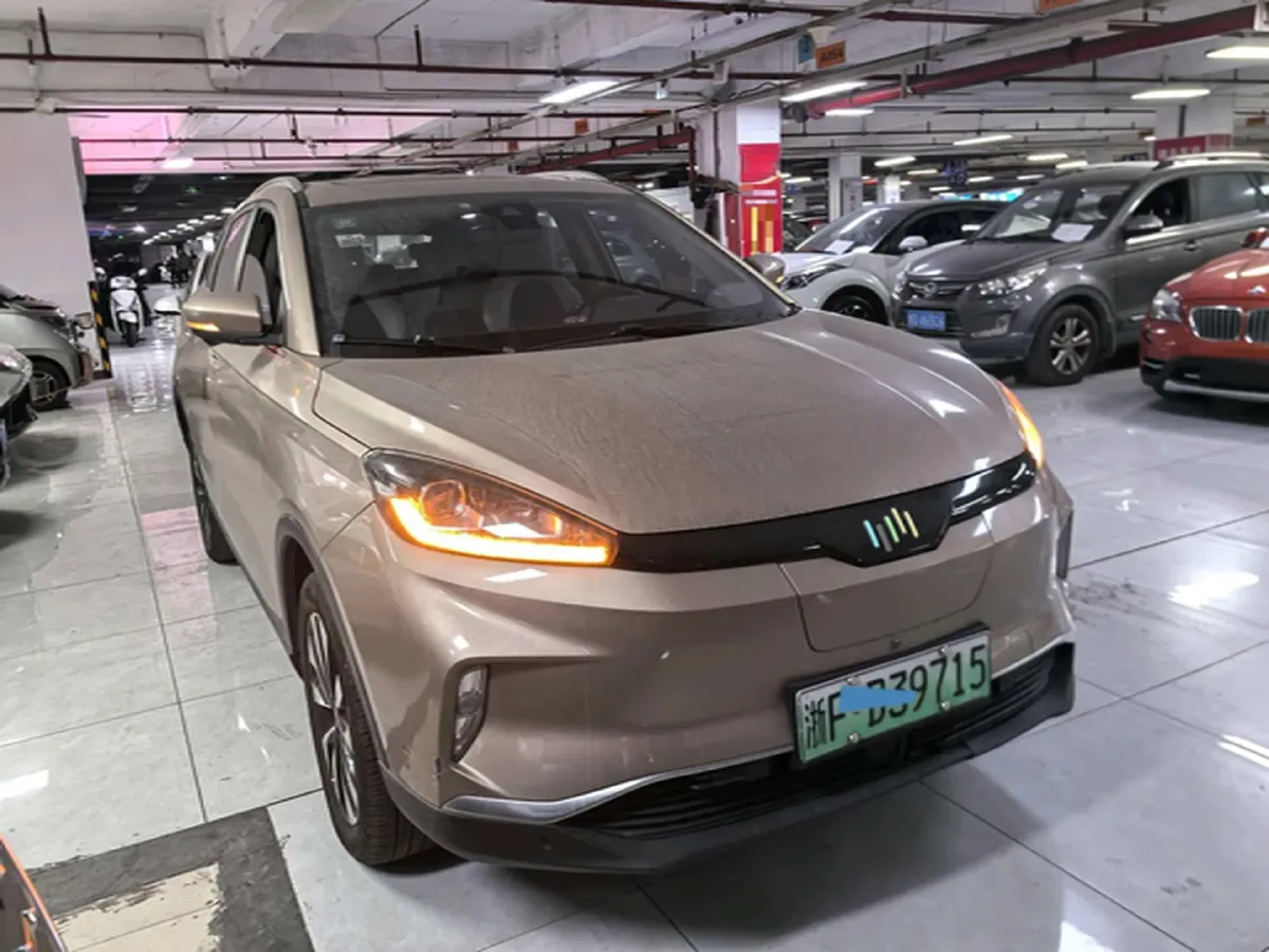 2019 BMW 2 Series Wagon 1.5T 136HP L3 6AT,autocango,china used car exporter,china ev exporter,chinese used car exporter,chinese used ev exporter