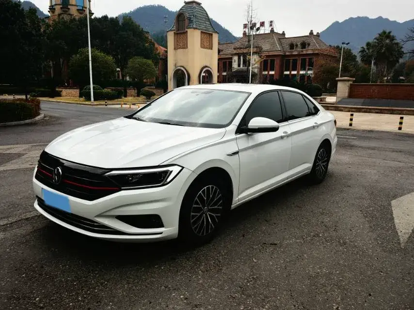 2021 Volkswagen Sagitar 1.4T 150HP L4 7DCT