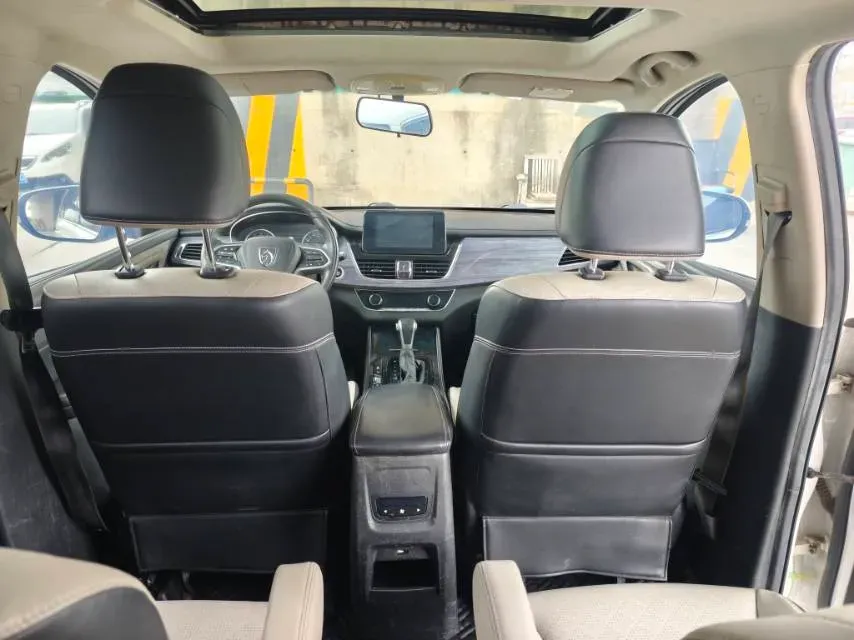 2019 BaoJun 730 1.5T 151HP L4 CVT,autocango,china used car exporter,china ev exporter,chinese used car exporter,chinese used ev exporter