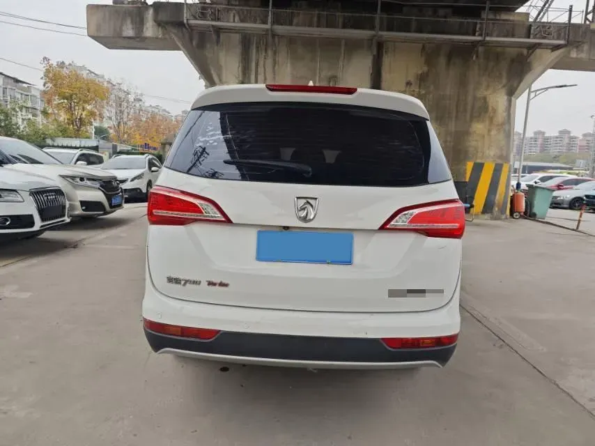 2019 BaoJun 730 1.5T 151HP L4 CVT,autocango,china used car exporter,china ev exporter,chinese used car exporter,chinese used ev exporter
