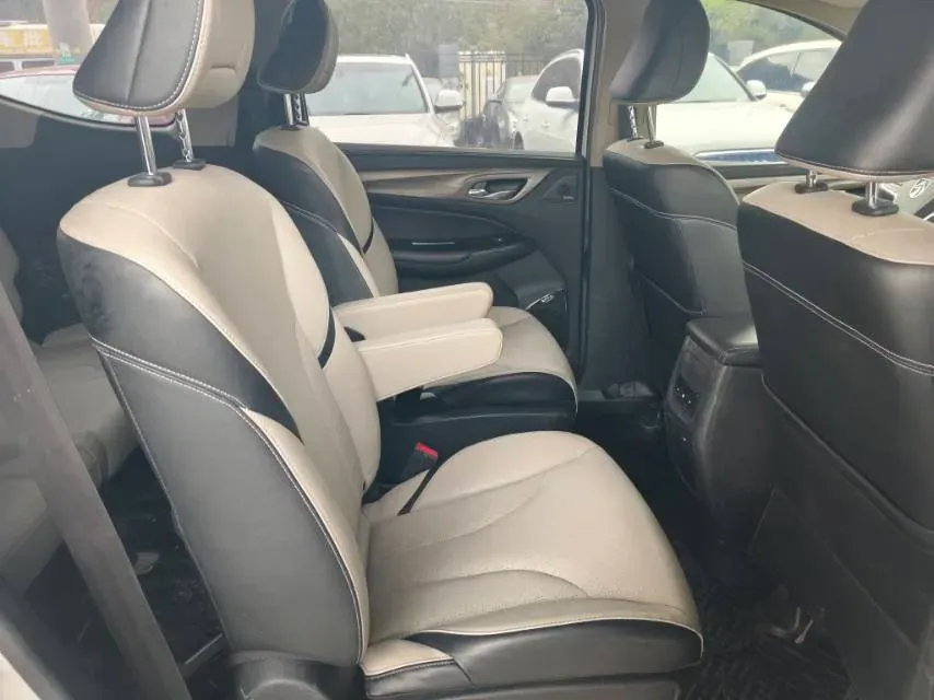 2019 BaoJun 730 1.5T 151HP L4 CVT,autocango,china used car exporter,china ev exporter,chinese used car exporter,chinese used ev exporter