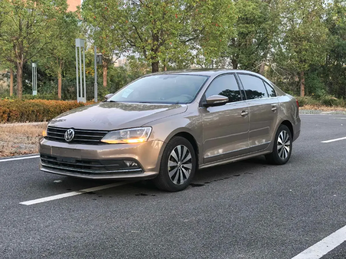 2018 Volkswagen Bora 1.5L 110HP L4 6AT