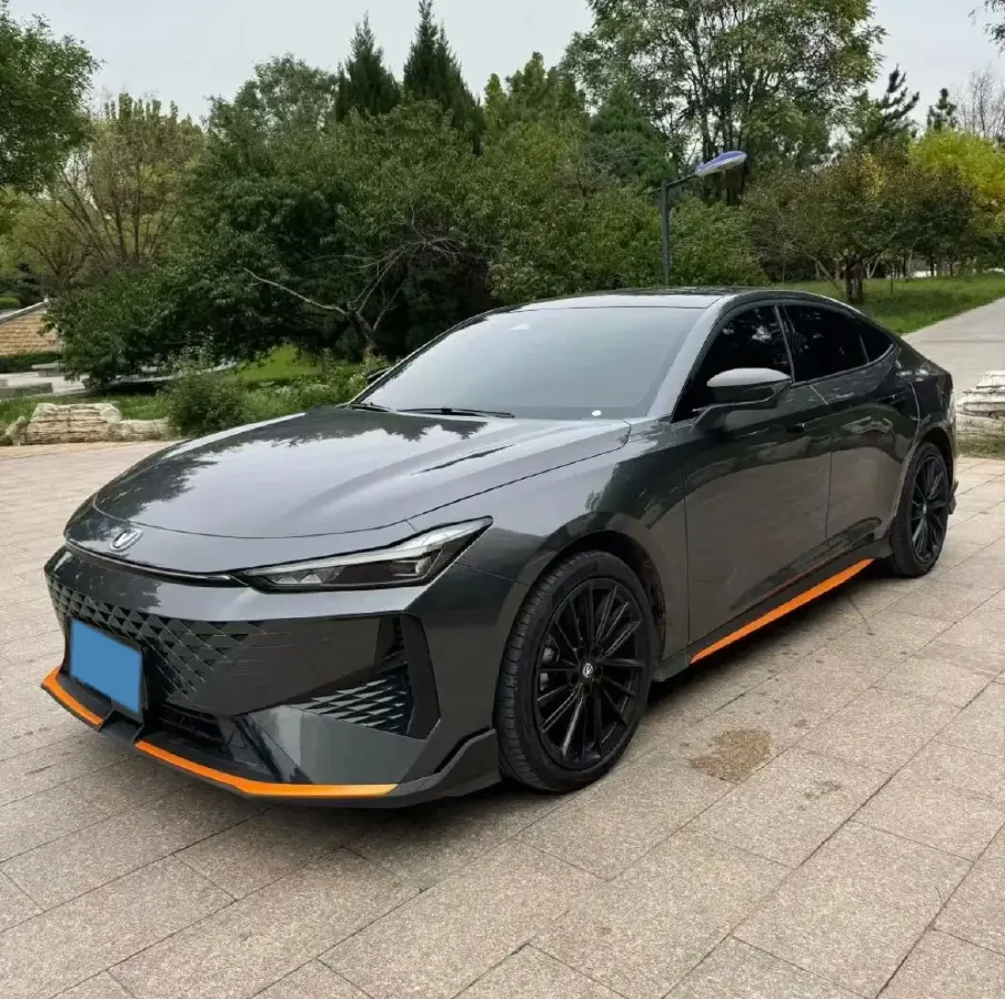 2025 ChangAn UNI-V 2.0T 245HP L4 8AT