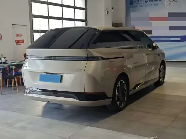 2024 Xpeng X9 BEV 101.5KWH,autocango,china used car exporter,china ev exporter,chinese used car exporter,chinese used ev exporter