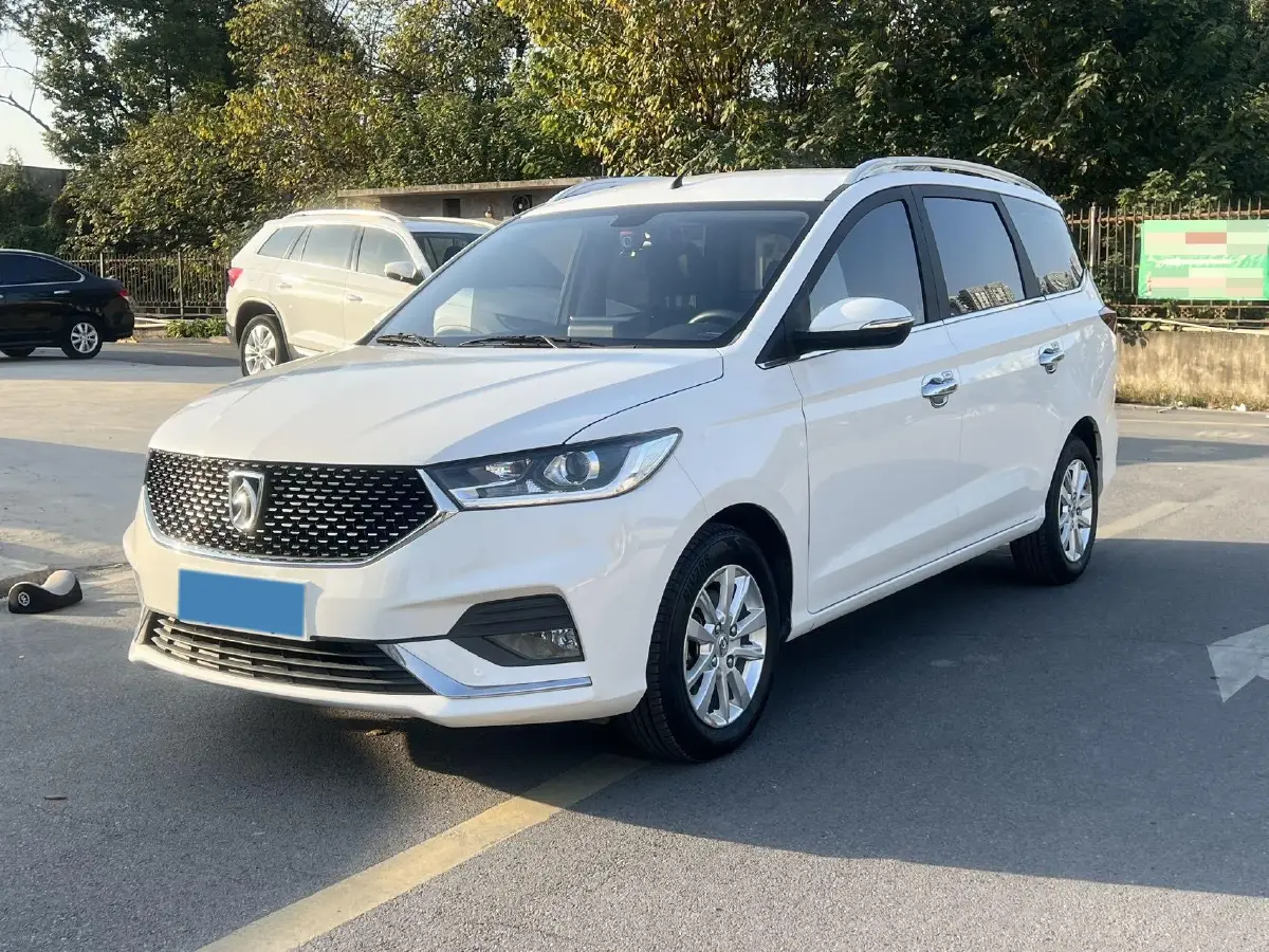 2021 BaoJun 360 1.5L 105HP L4 CVT