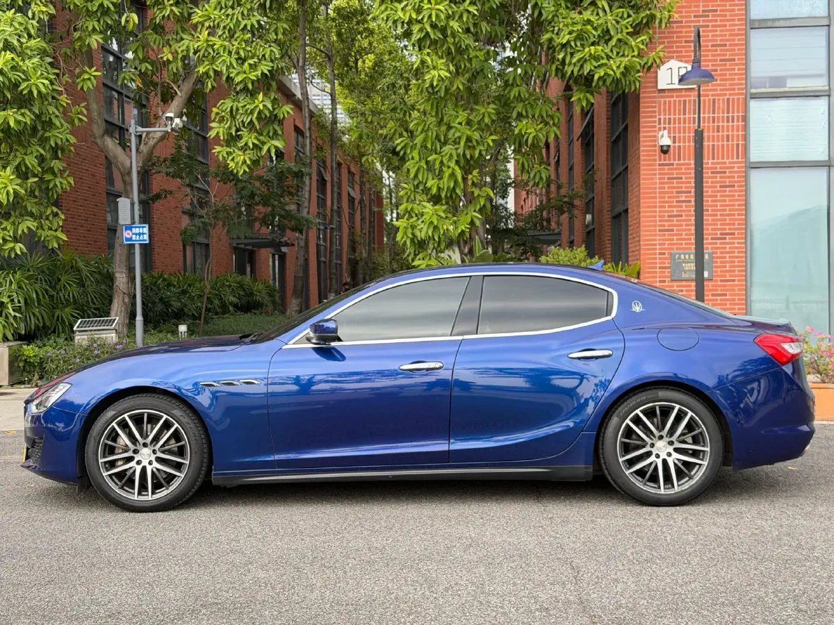 2018 Maserati Ghibli 3.0T 350HP V6 8AT,autocango,china used car exporter,china ev exporter,chinese used car exporter,chinese used ev exporter