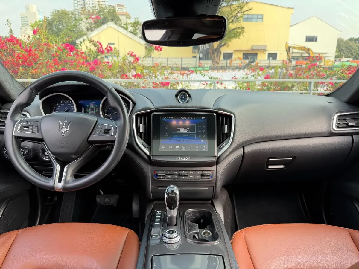 2018 Maserati Ghibli 3.0T 350HP V6 8AT,autocango,china used car exporter,china ev exporter,chinese used car exporter,chinese used ev exporter