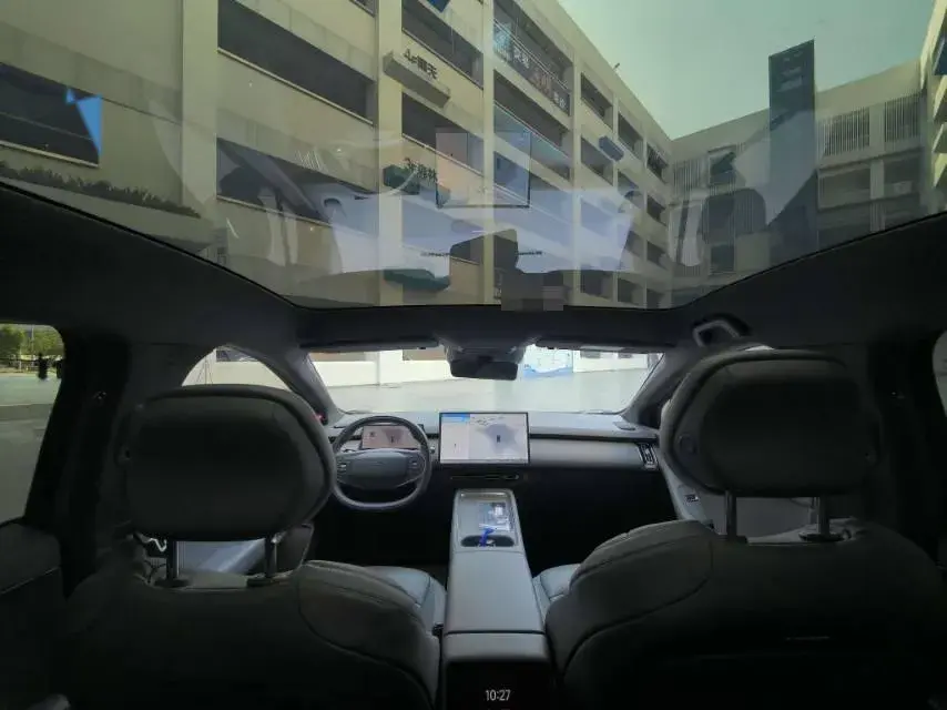 2024 XPENG P7+ thumbnail 4