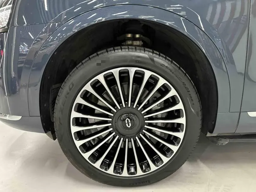 2024 AITO AITO M9 1.5T 152HP L4 REEV 42KWH,autocango,china used car exporter,china ev exporter,chinese used car exporter,chinese used ev exporter