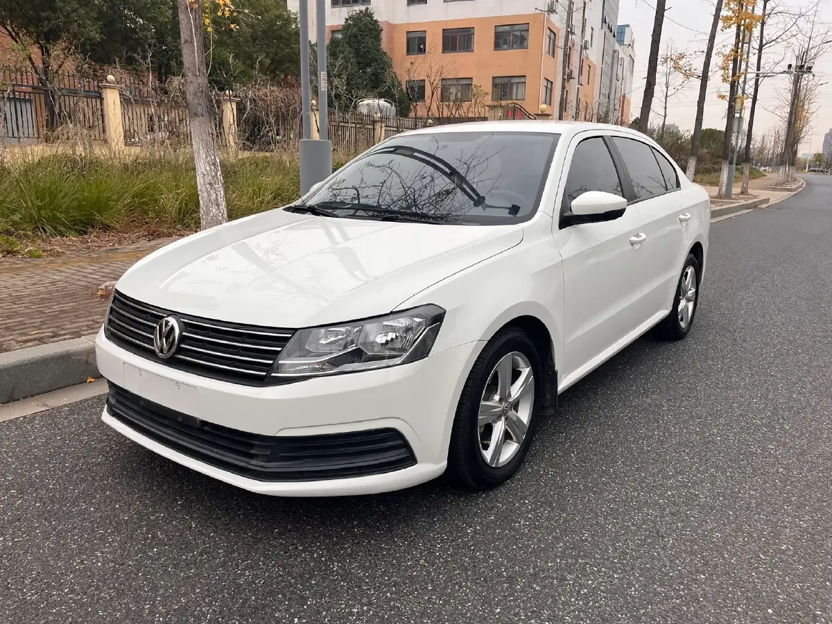 2017 Volkswagen Lavida 1.6L 110HP L4 6AT