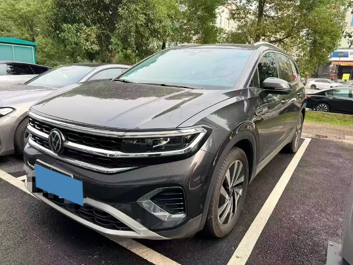 2021 Volkswagen Talagon 2.0T 220HP L4 7DCT