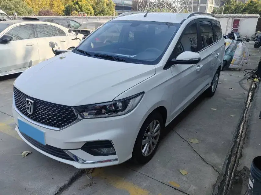 2021 BaoJun 360 1.5L 99HP L4 CVT