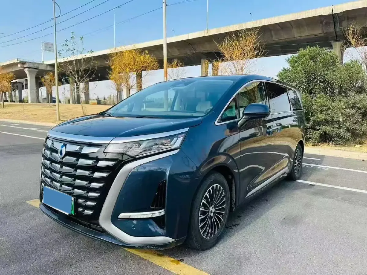 2022 Mercedes-Benz GLC Class 2.0T 197HP L4 9AT