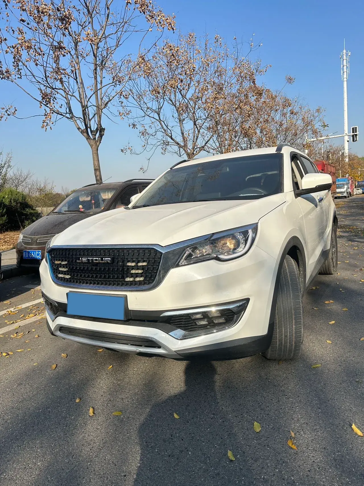 2019 JETOUR X70S view 1