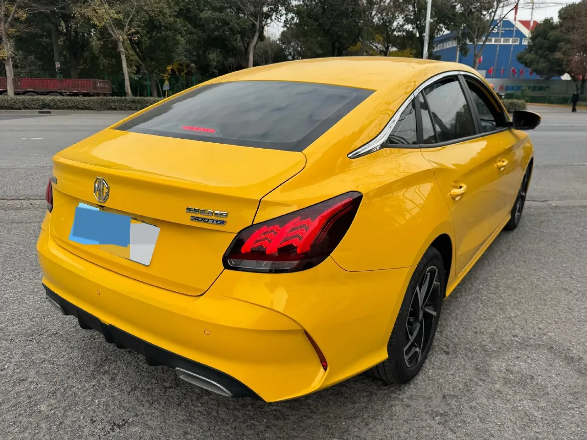 2021 MG 5 1.5T 173HP L4 7DCT,autocango,china used car exporter,china ev exporter,chinese used car exporter,chinese used ev exporter