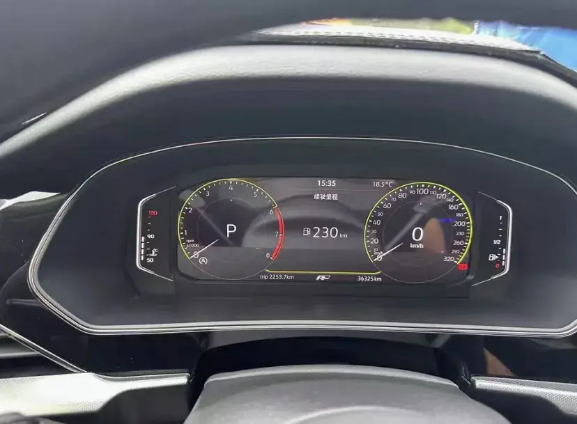 2023 VOLKSWAGEN PASSAT thumbnail 4