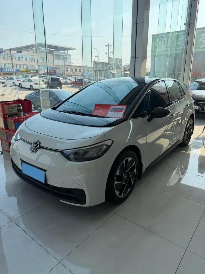 2025 Volkswagen ID.3 BEV 52.8KWH