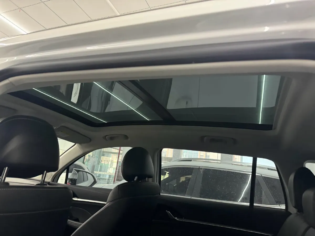 2022 Roewe RX5 MAX 1.5T 181HP L4 6AT,autocango,china used car exporter,china ev exporter,chinese used car exporter,chinese used ev exporter