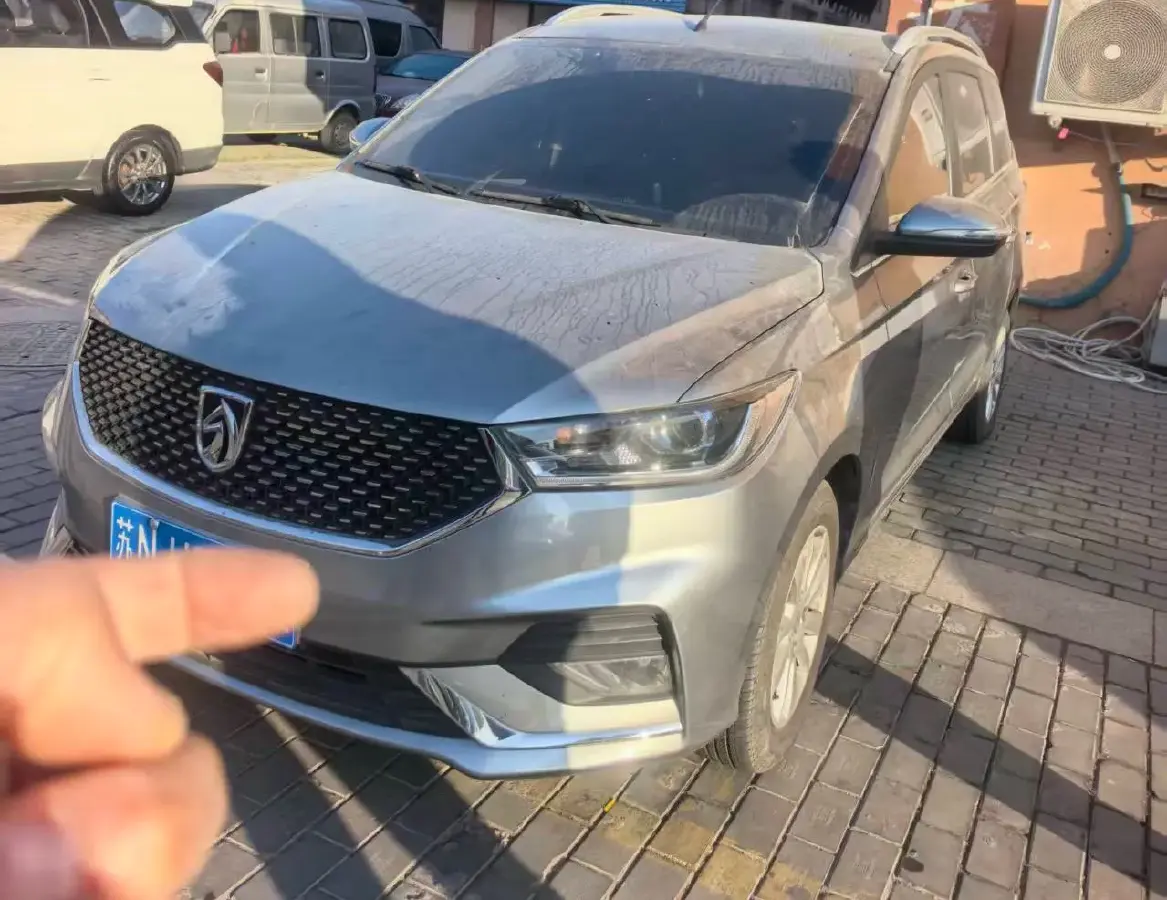 2019 BaoJun 360 1.5L 105HP L4 CVT