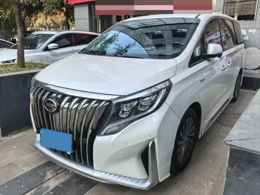 2021 GAC Trumpchi M8 2.0T 252HP L4 8AT