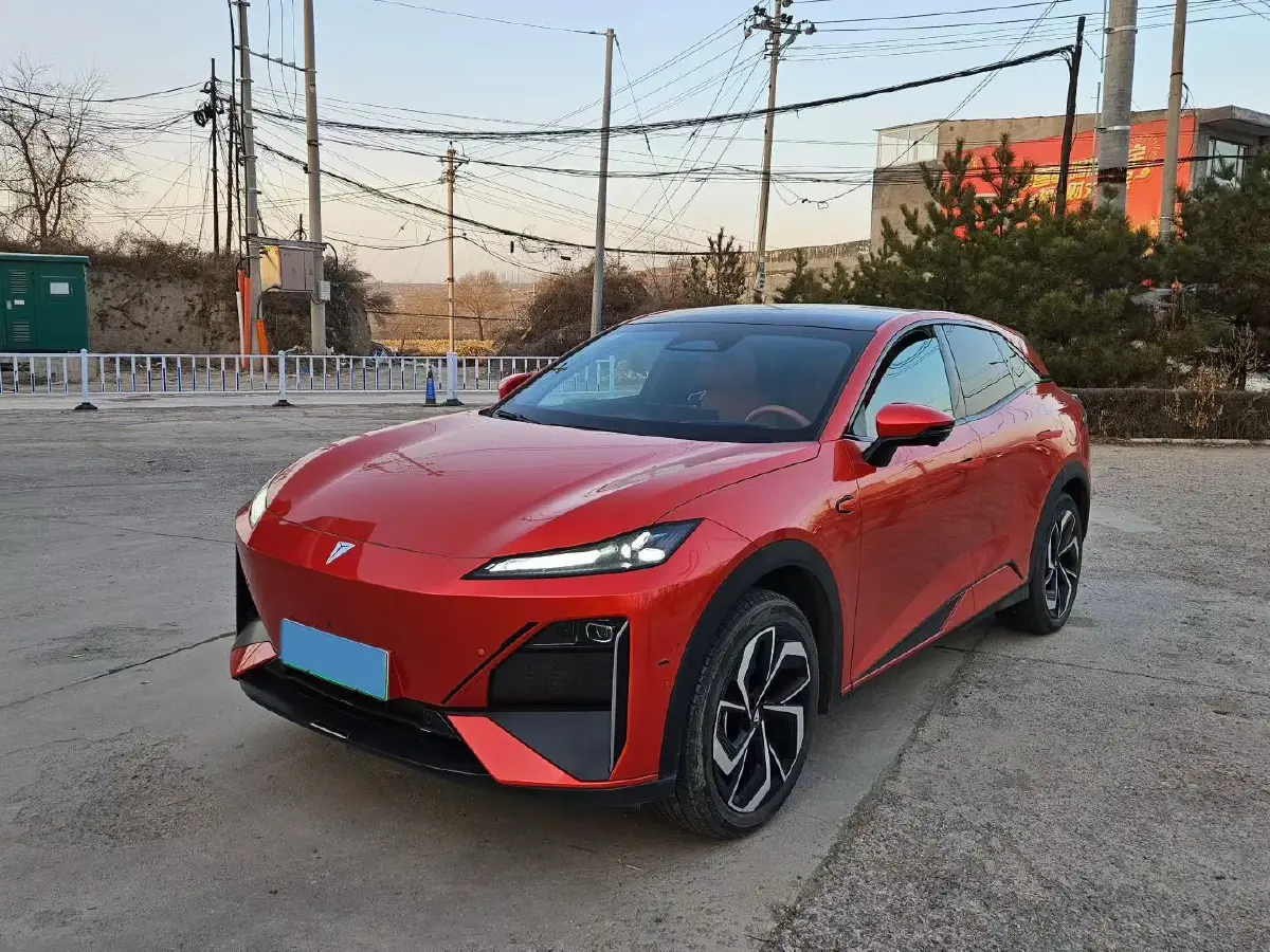 2024 JAC Refine RefineRF8 2.0T 253HP L4 8AT