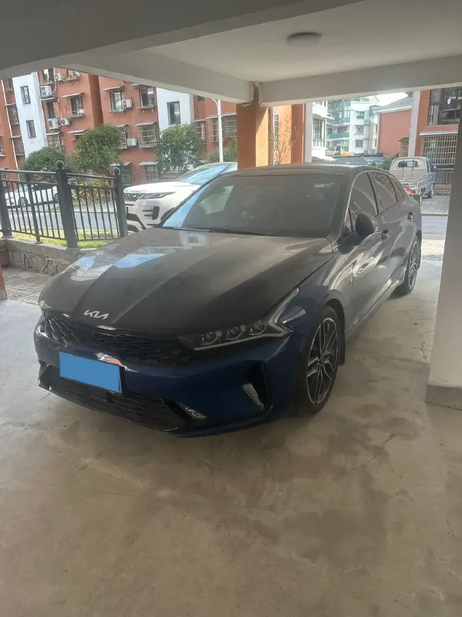 2021 Toyota Camry 2.0L 178HP L4 CVT