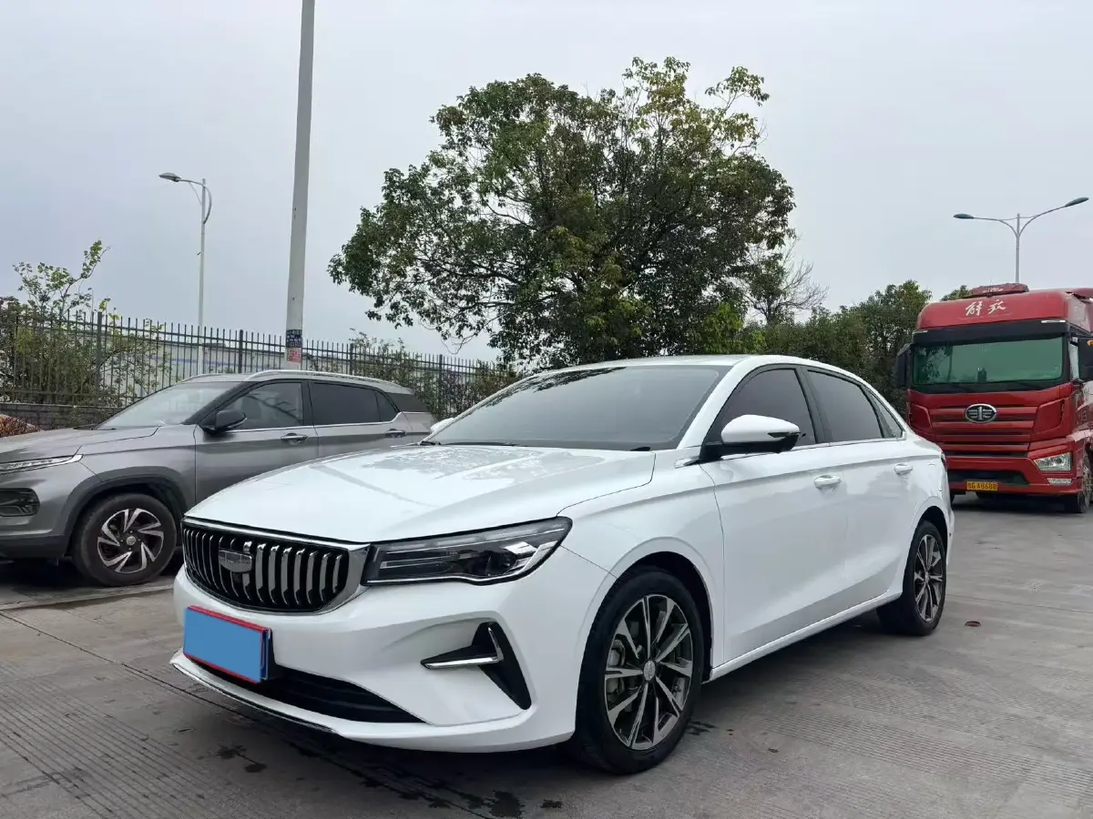 2025 Geely Emgrand 1.5L 127HP L4 CVT