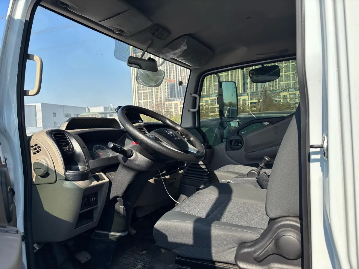 2014 Foton Scenery 2.0L 129HP L4 5MT,autocango,china used car exporter,china ev exporter,chinese used car exporter,chinese used ev exporter