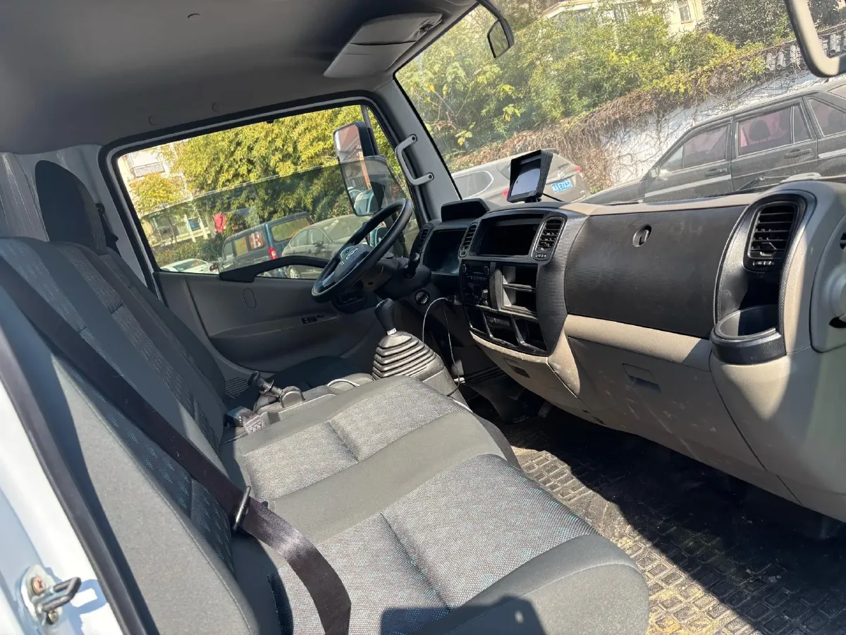 2014 Foton Scenery 2.0L 129HP L4 5MT,autocango,china used car exporter,china ev exporter,chinese used car exporter,chinese used ev exporter