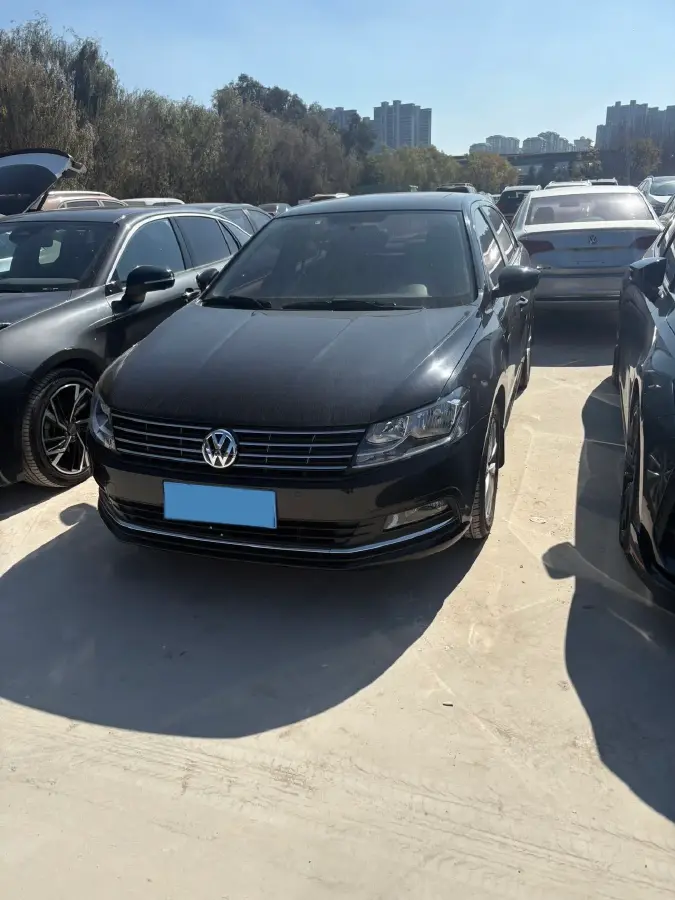 2017 Volkswagen Lavida 1.4T 131HP L4 7DCT 2017 Volkswagen Lavida 1.4T 131HP L4 7DCT